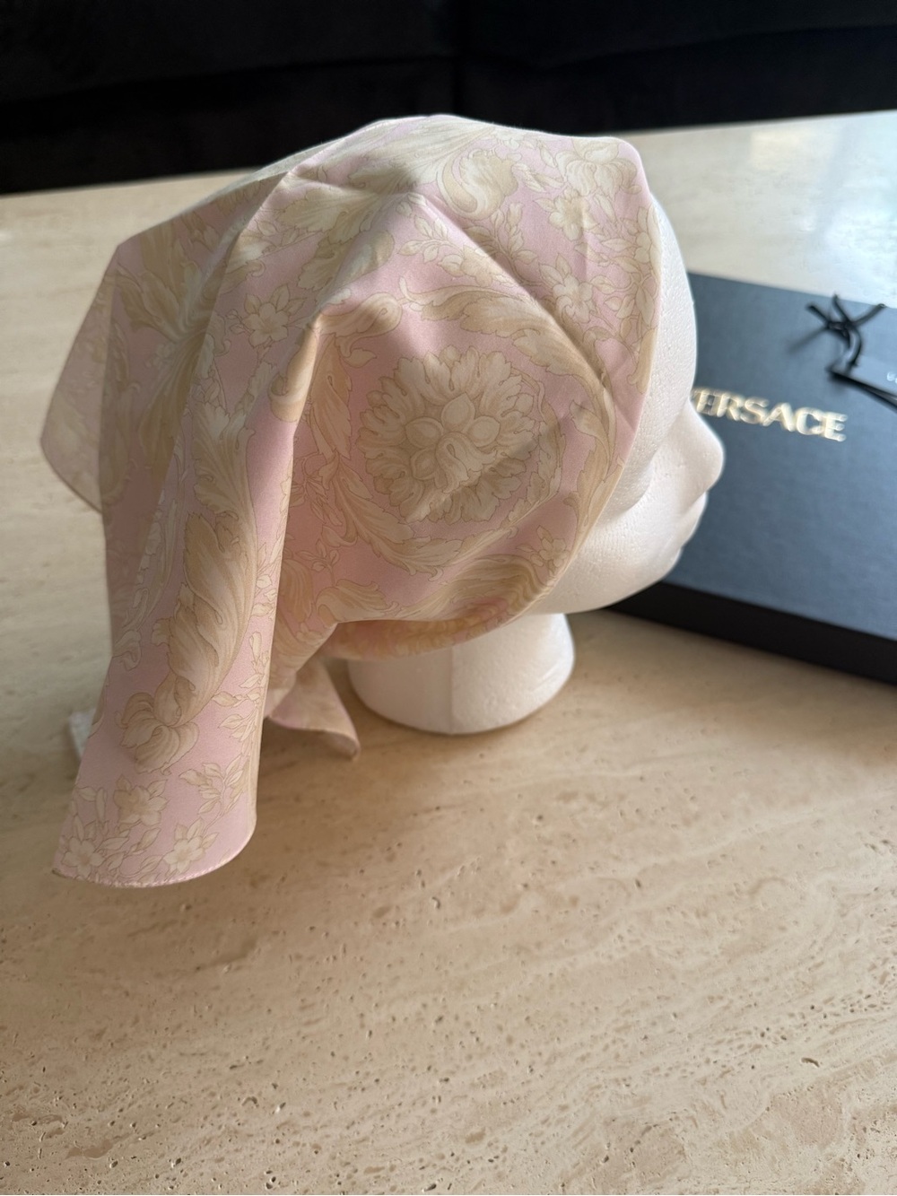 NWT Versace Barocco Print Cotton Pink Square Scarf Foulard Bandana Made in Italy - Picture 8 of 16